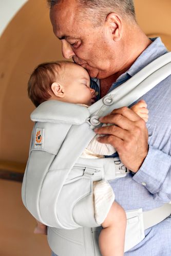Ergobaby Omni Dream bæresele - pearl grey